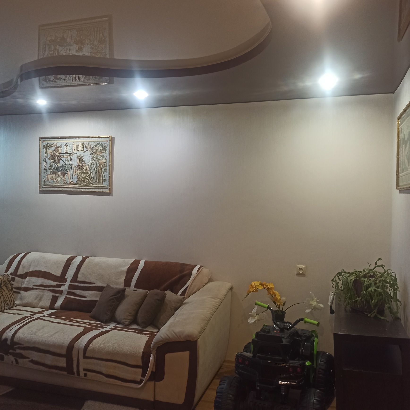 Продаж 3-кімнатної квартири 64 м², Крушельницкої пров.