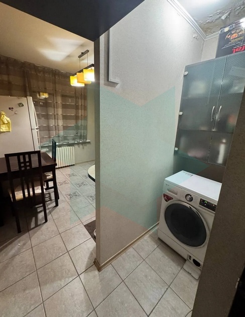 Продаж 3-кімнатної квартири 66 м², Героїв просп., 46