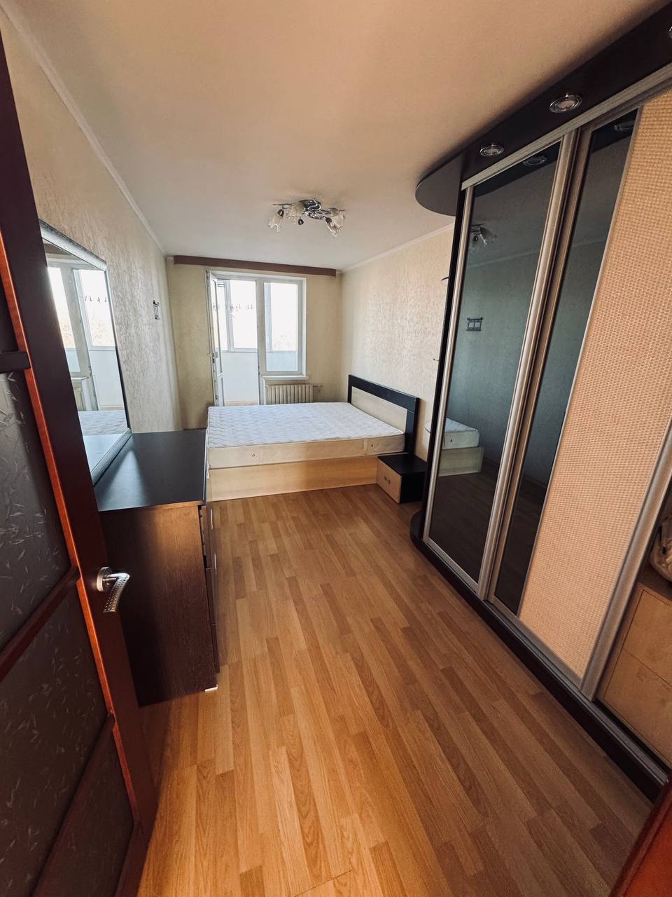 Продаж 3-кімнатної квартири 60 м², Полонської-Василенко вул., 6