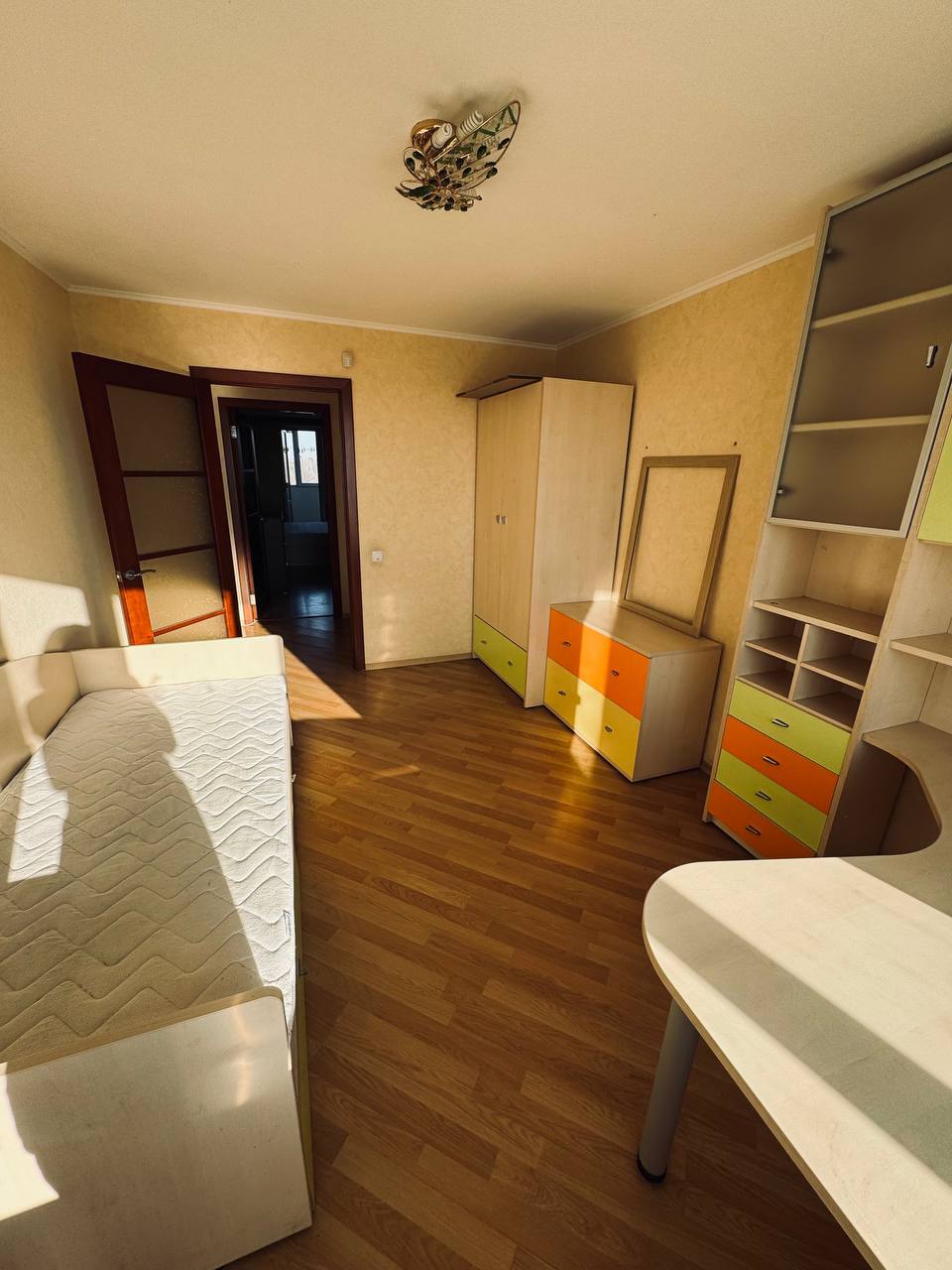 Продаж 3-кімнатної квартири 60 м², Полонської-Василенко вул., 6