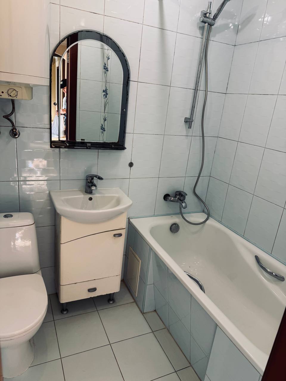 Продаж 3-кімнатної квартири 60 м², Полонської-Василенко вул., 6