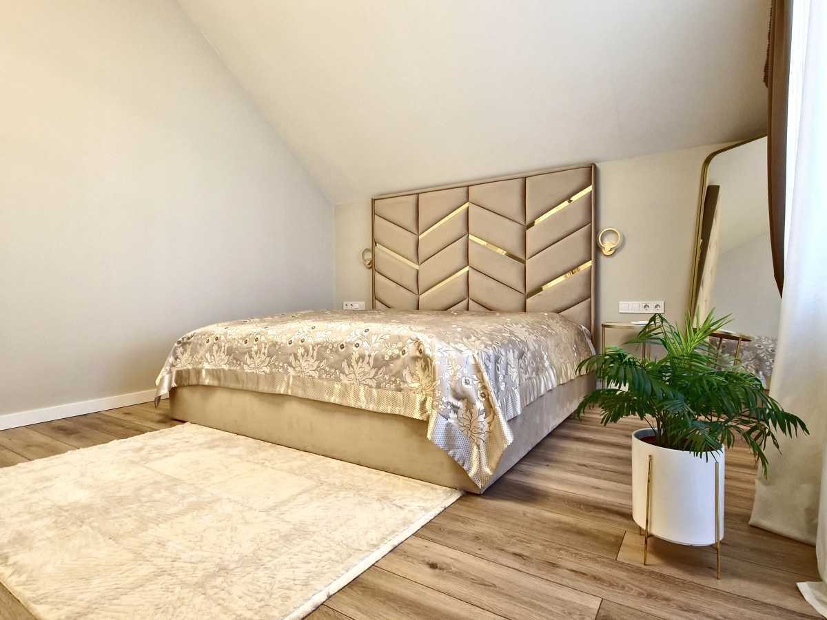 Продажа дома 159 м², урядова, 24а