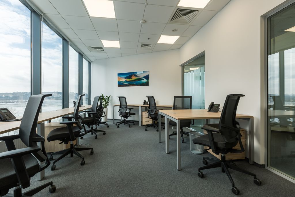 Аренда офиса 100 м², Павла Тычины просп., 1