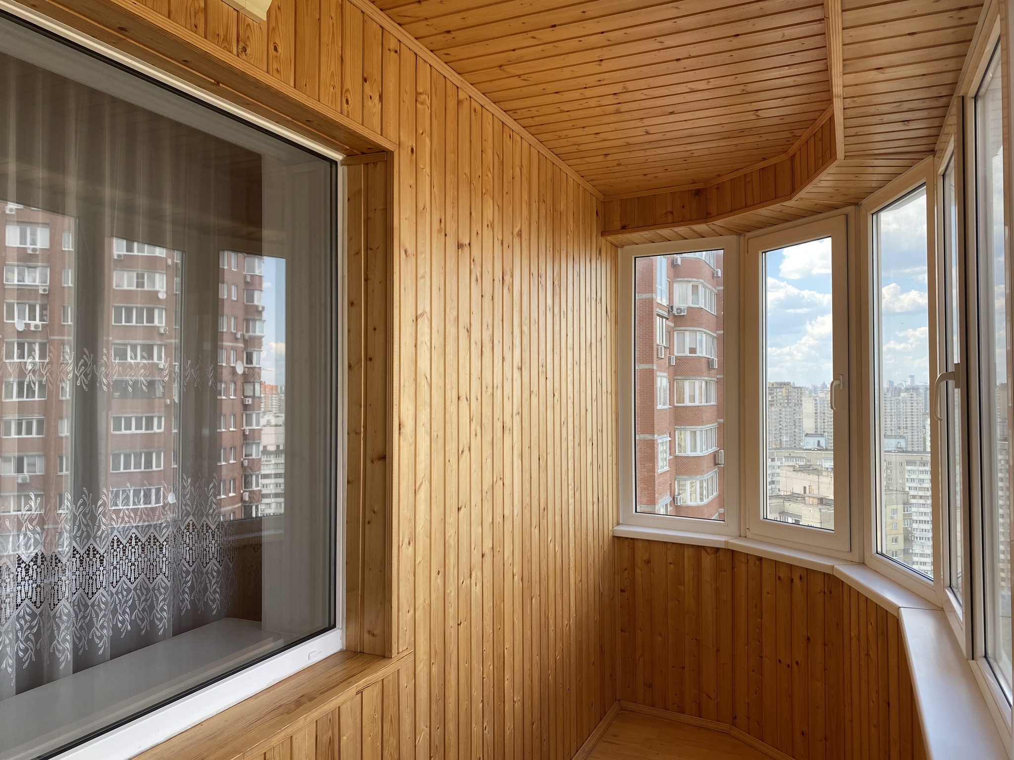 Продажа 3-комнатной квартиры 117 м², Анны Ахматовой ул., 13