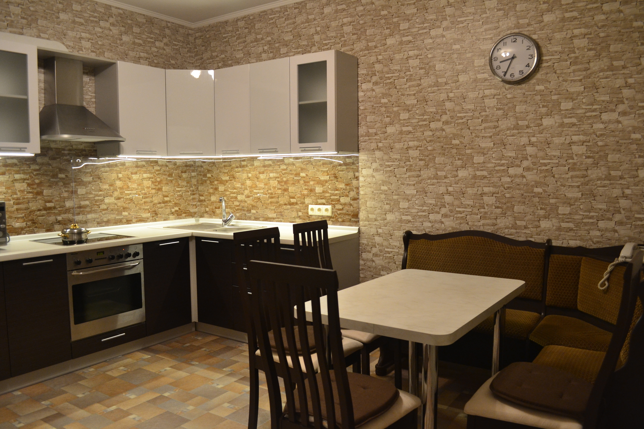 Продажа 3-комнатной квартиры 117 м², Анны Ахматовой ул., 13