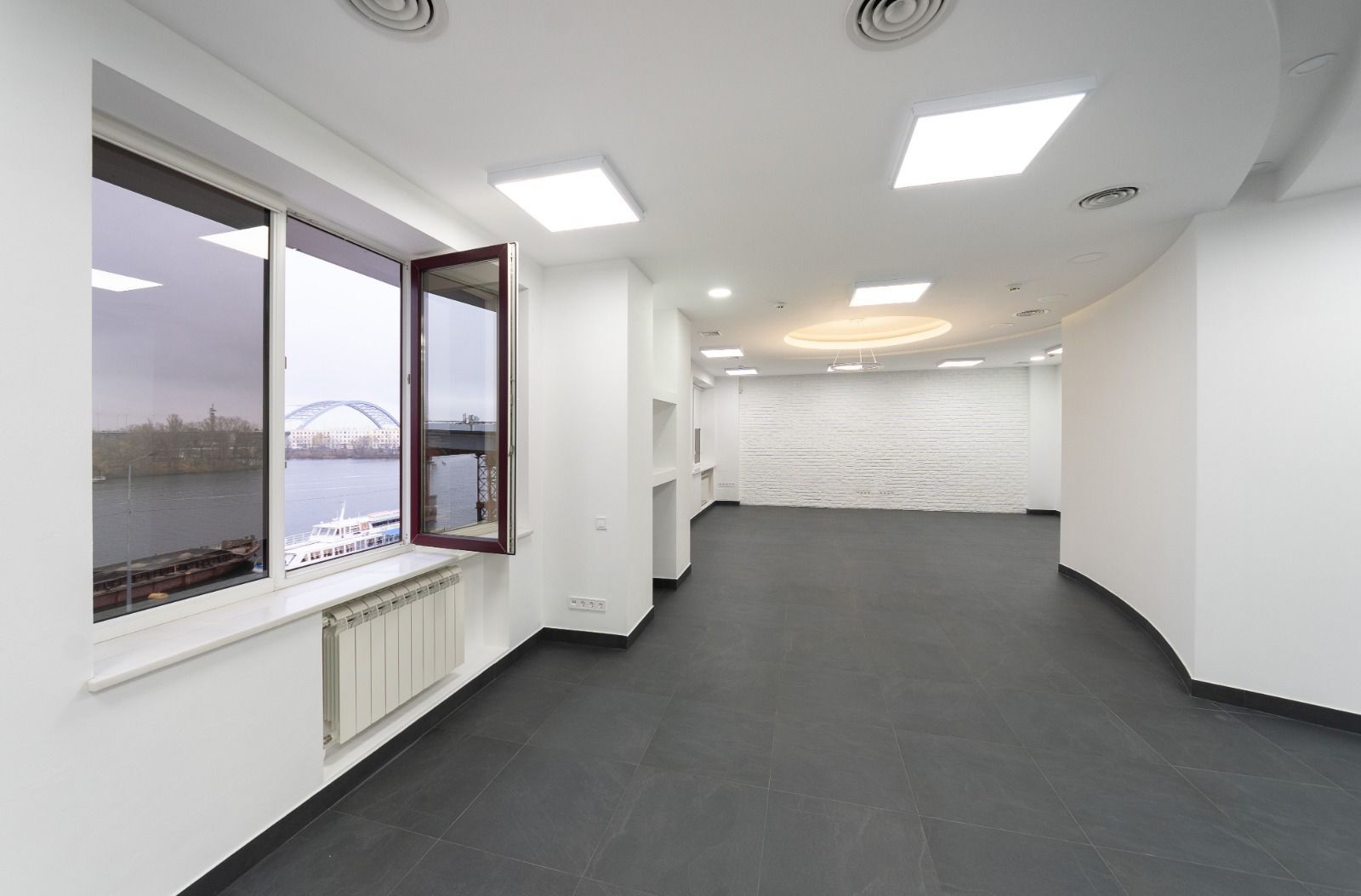 Аренда офиса 570 м², Верхний Вал ул., 2