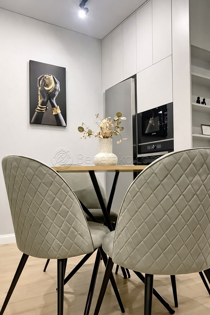 Аренда 3-комнатной квартиры 55 м², Генуэзская ул., 1Е