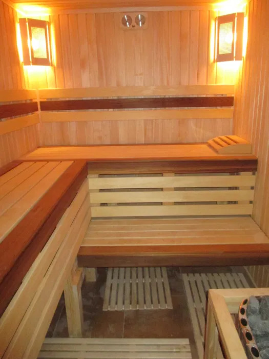 Оренда будинку 957 м², Редутна вул.