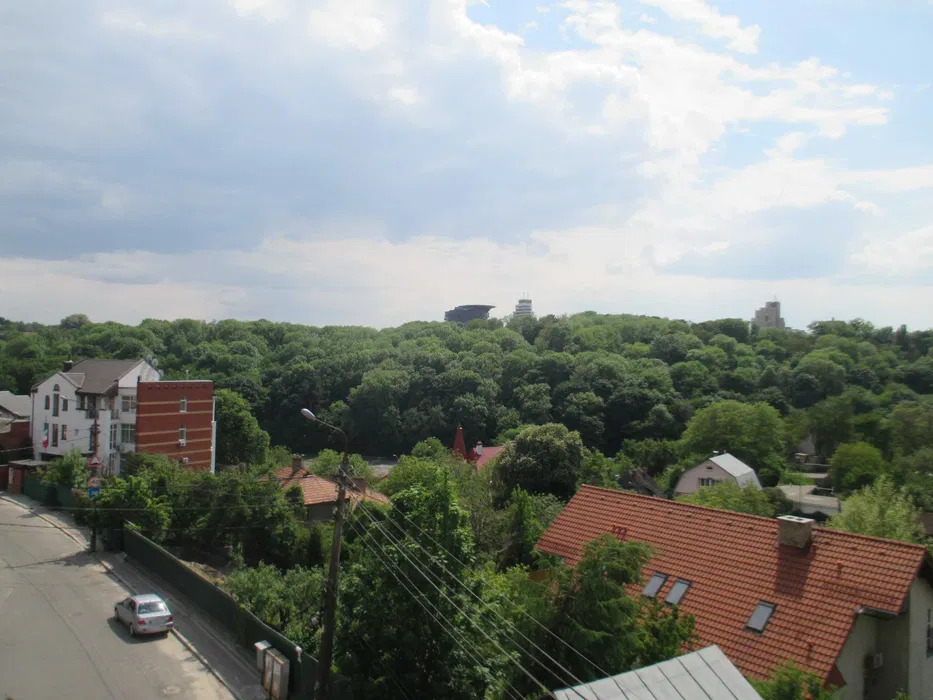 Оренда будинку 957 м², Редутна вул.