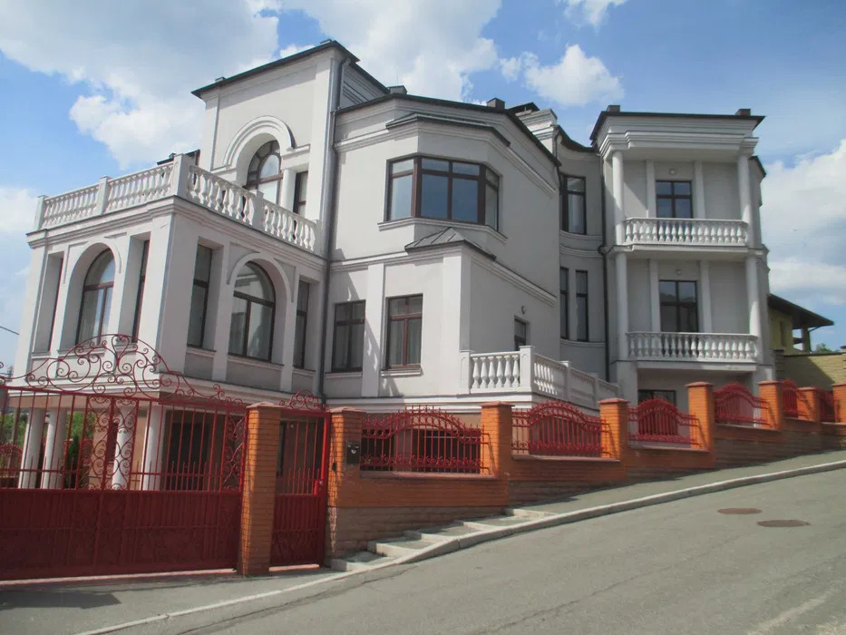 Оренда будинку 957 м², Редутна вул.