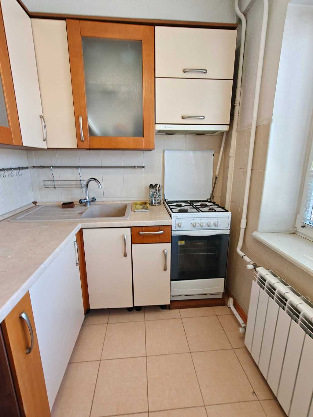 Оренда 3-кімнатної квартири 65 м², Братиславська вул., 4