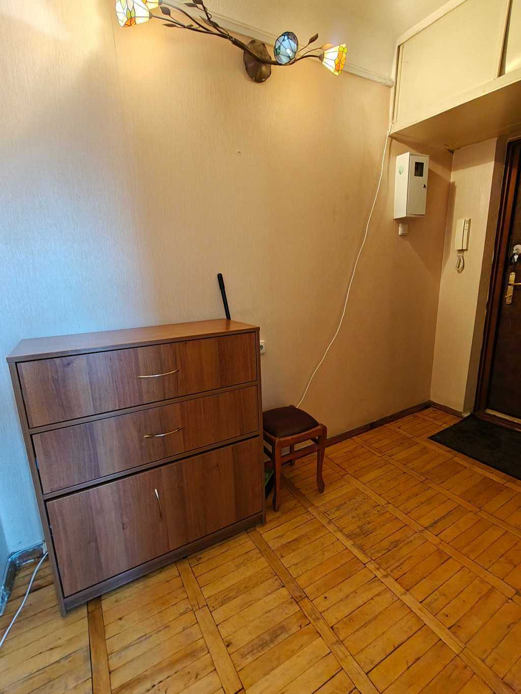 Оренда 3-кімнатної квартири 65 м², Братиславська вул., 4