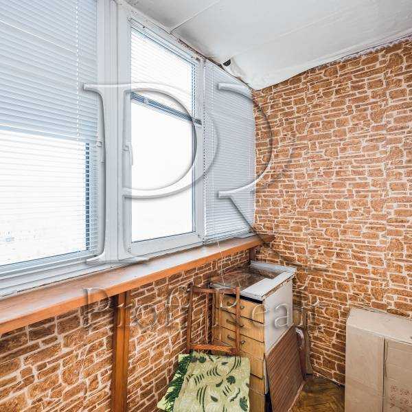 Продаж 3-кімнатної квартири 72 м², Булгакова вул., 3