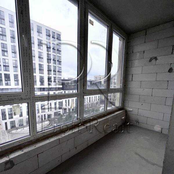 Продаж 2-кімнатної квартири 87 м², Салютна вул., 2