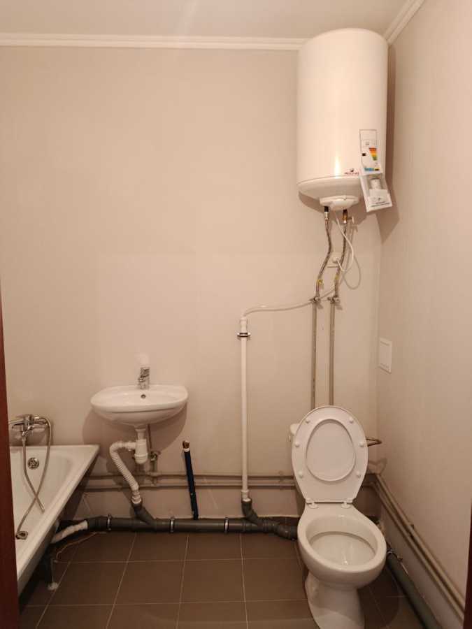 Продаж 1-кімнатної квартири 50 м², Академіка Глушкова просп., 42