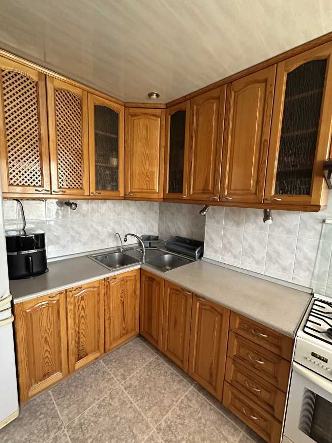 Продаж 3-кімнатної квартири 63 м², Мандриківська вул., 136