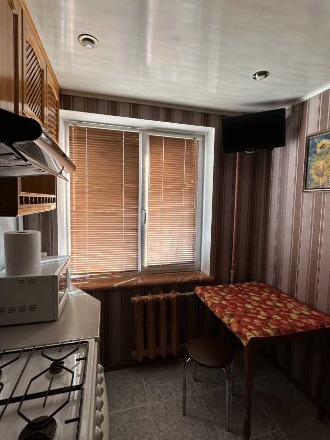 Продаж 3-кімнатної квартири 63 м², Мандриківська вул., 136