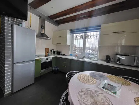 Оренда будинку 160 м²