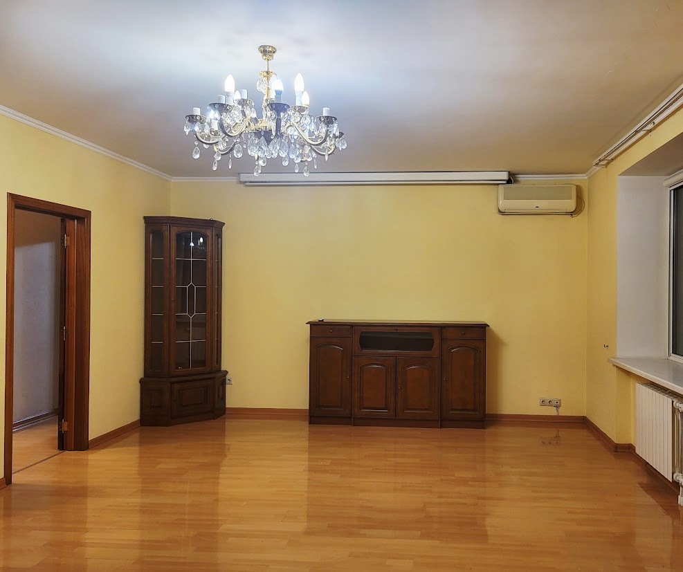 Аренда 3-комнатной квартиры 127 м², Андрея Аболмасова ул., 5