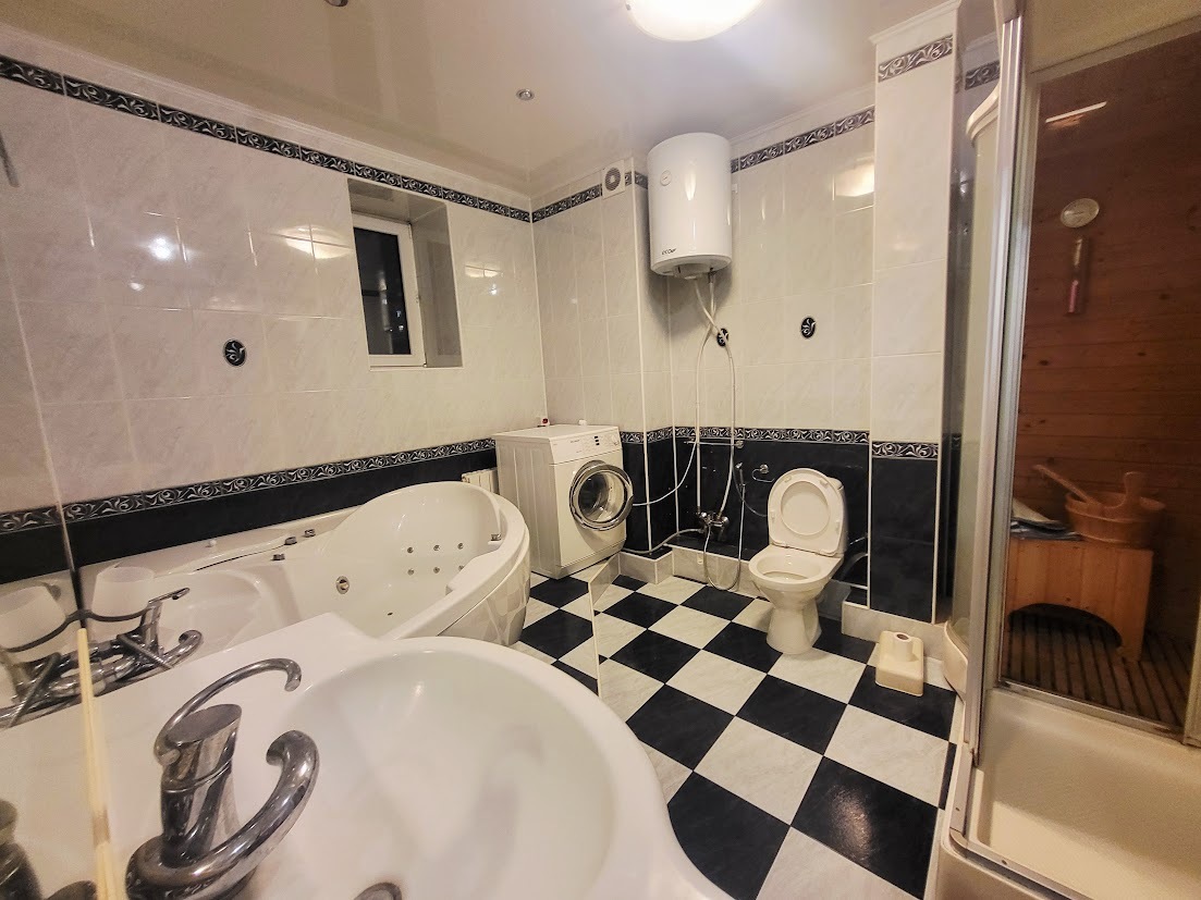 Аренда 3-комнатной квартиры 127 м², Андрея Аболмасова ул., 5