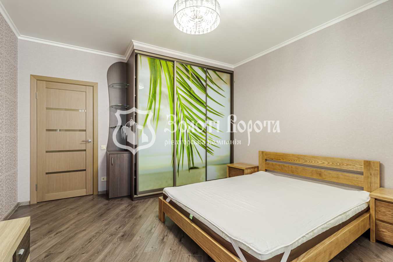 Продаж 1-кімнатної квартири 49 м², Олевська вул., 5