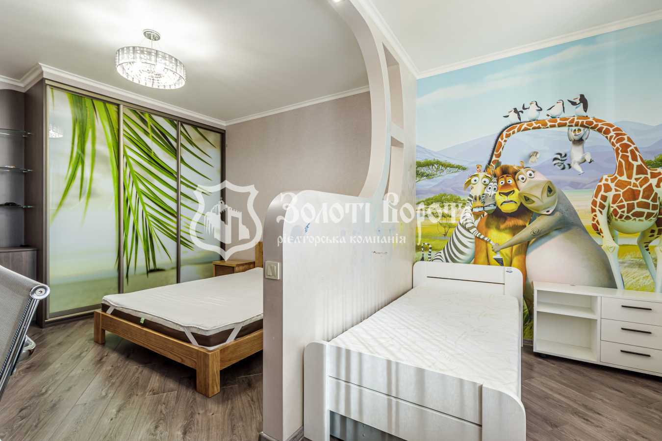 Продаж 1-кімнатної квартири 49 м², Олевська вул., 5