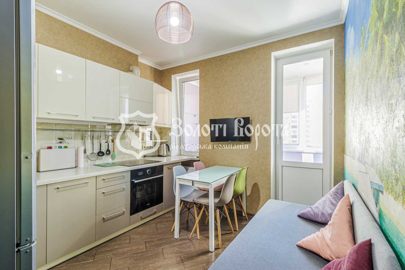 Продаж 1-кімнатної квартири 49 м², Олевська вул., 5