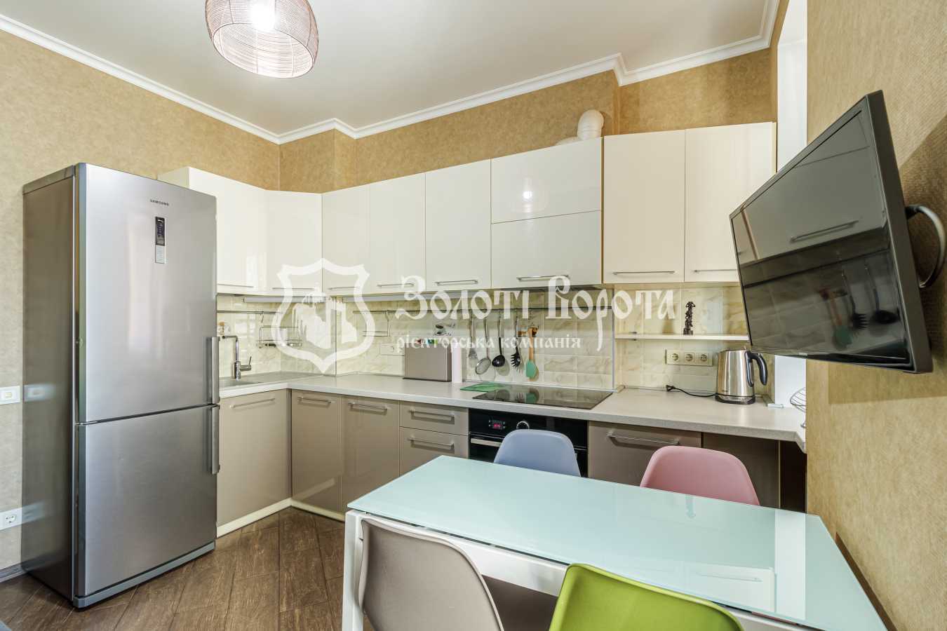 Продаж 1-кімнатної квартири 49 м², Олевська вул., 5