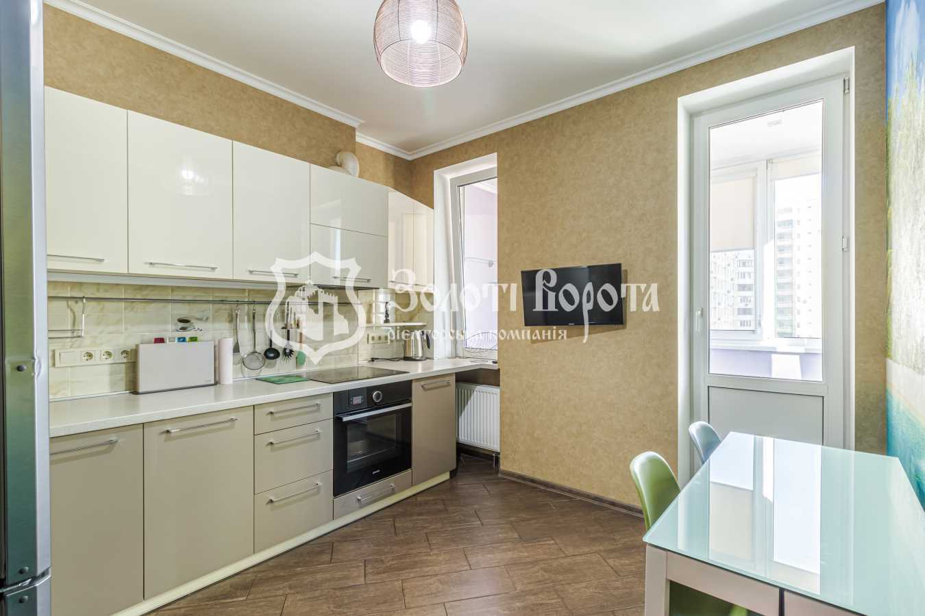 Продаж 1-кімнатної квартири 49 м², Олевська вул., 5