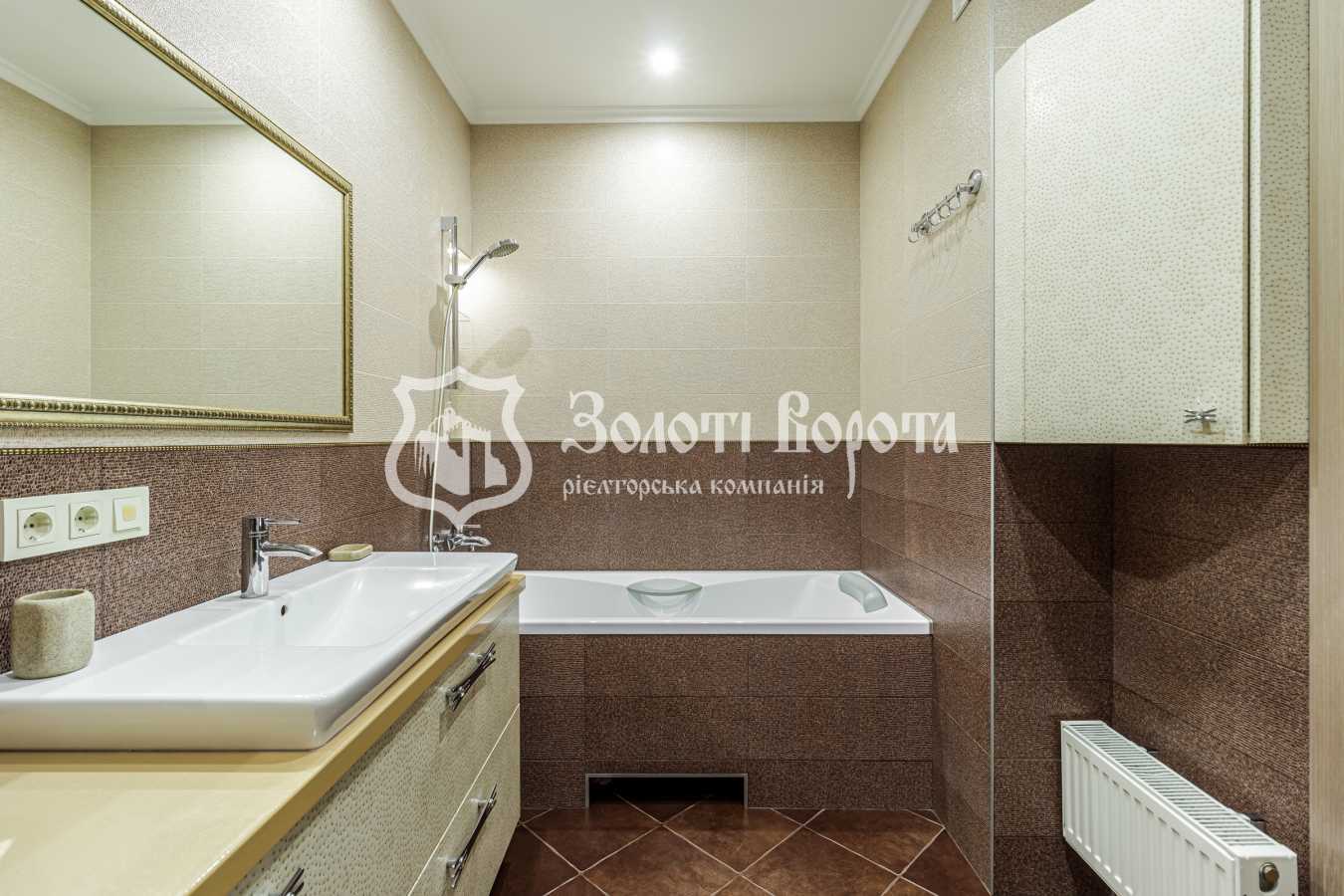 Продаж 1-кімнатної квартири 49 м², Олевська вул., 5