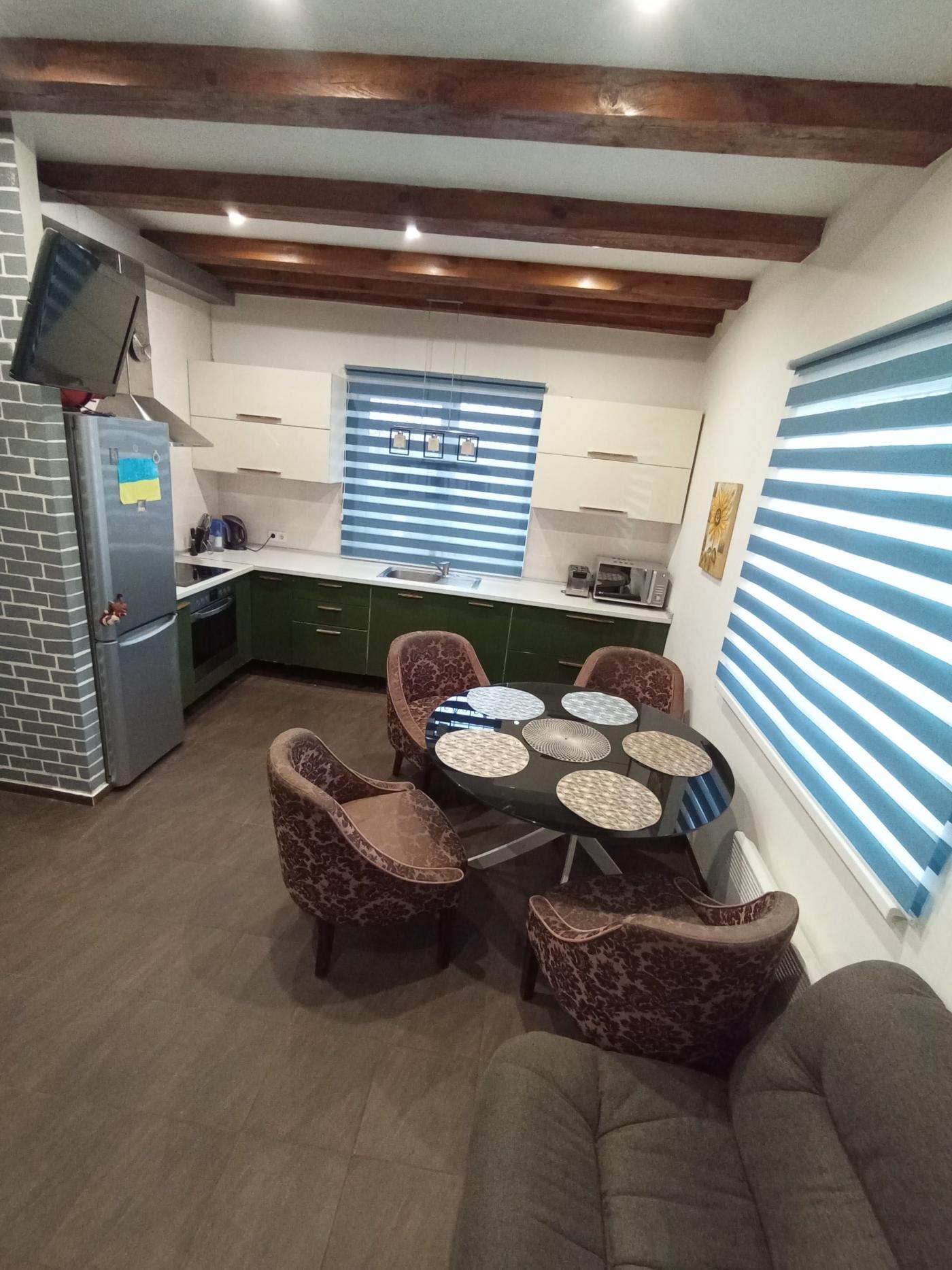 Оренда будинку 160 м², СТ Зірка