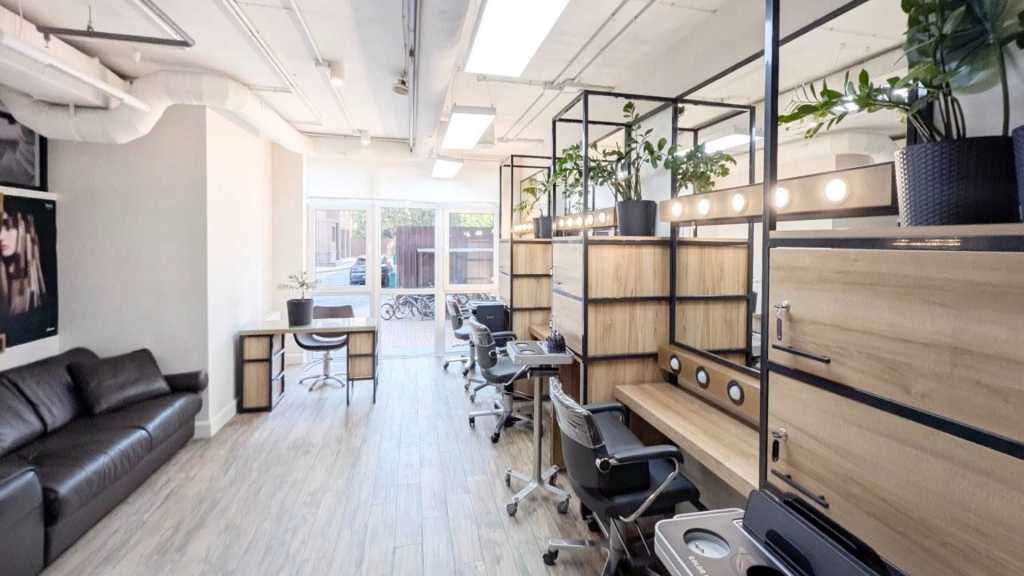 Аренда помещения свободного назначения 98 м², Глубочицкая ул., 32В