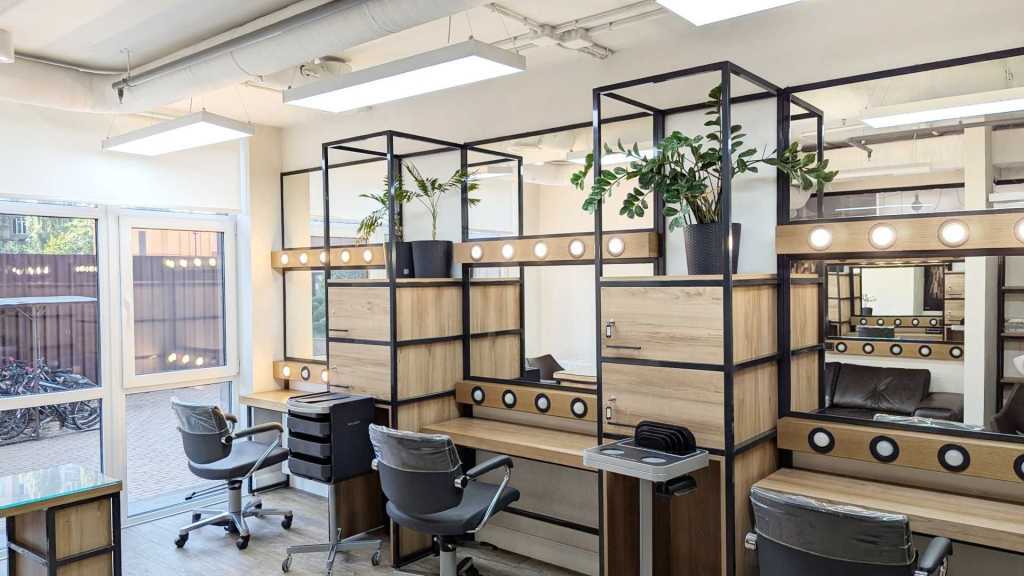 Аренда помещения свободного назначения 98 м², Глубочицкая ул., 32В