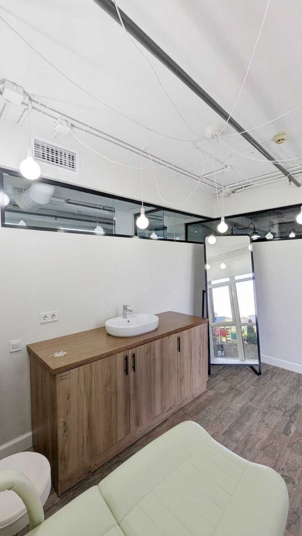 Аренда помещения свободного назначения 98 м², Глубочицкая ул., 32В