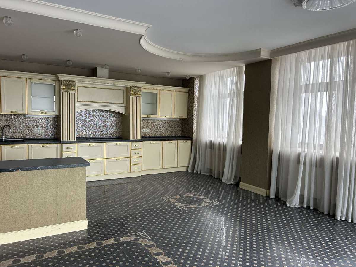 Продажа 4-комнатной квартиры 248 м², Большая Васильковская ул., 72