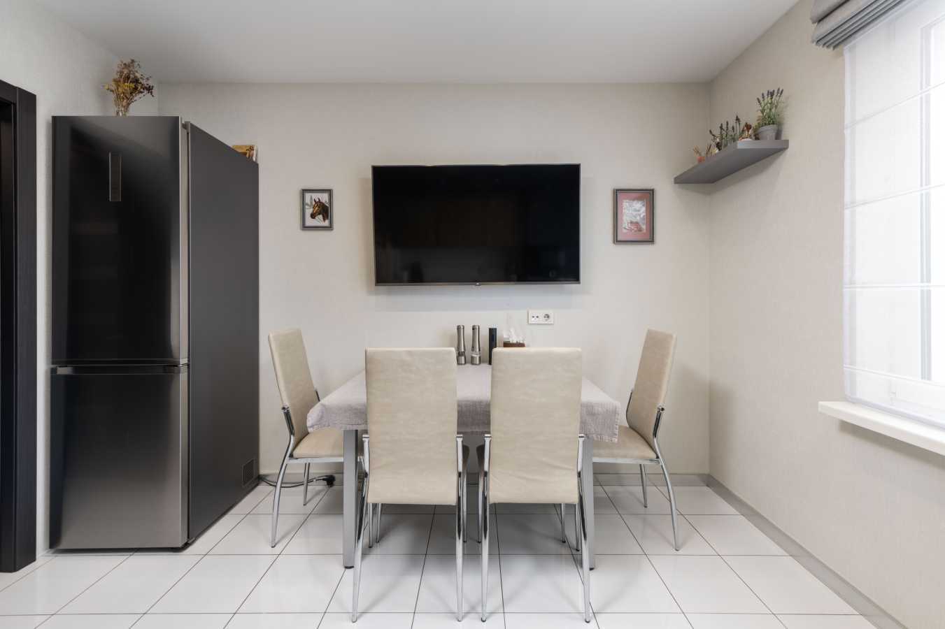 Продаж 2-кімнатної квартири 76 м², Науки просп., 55А