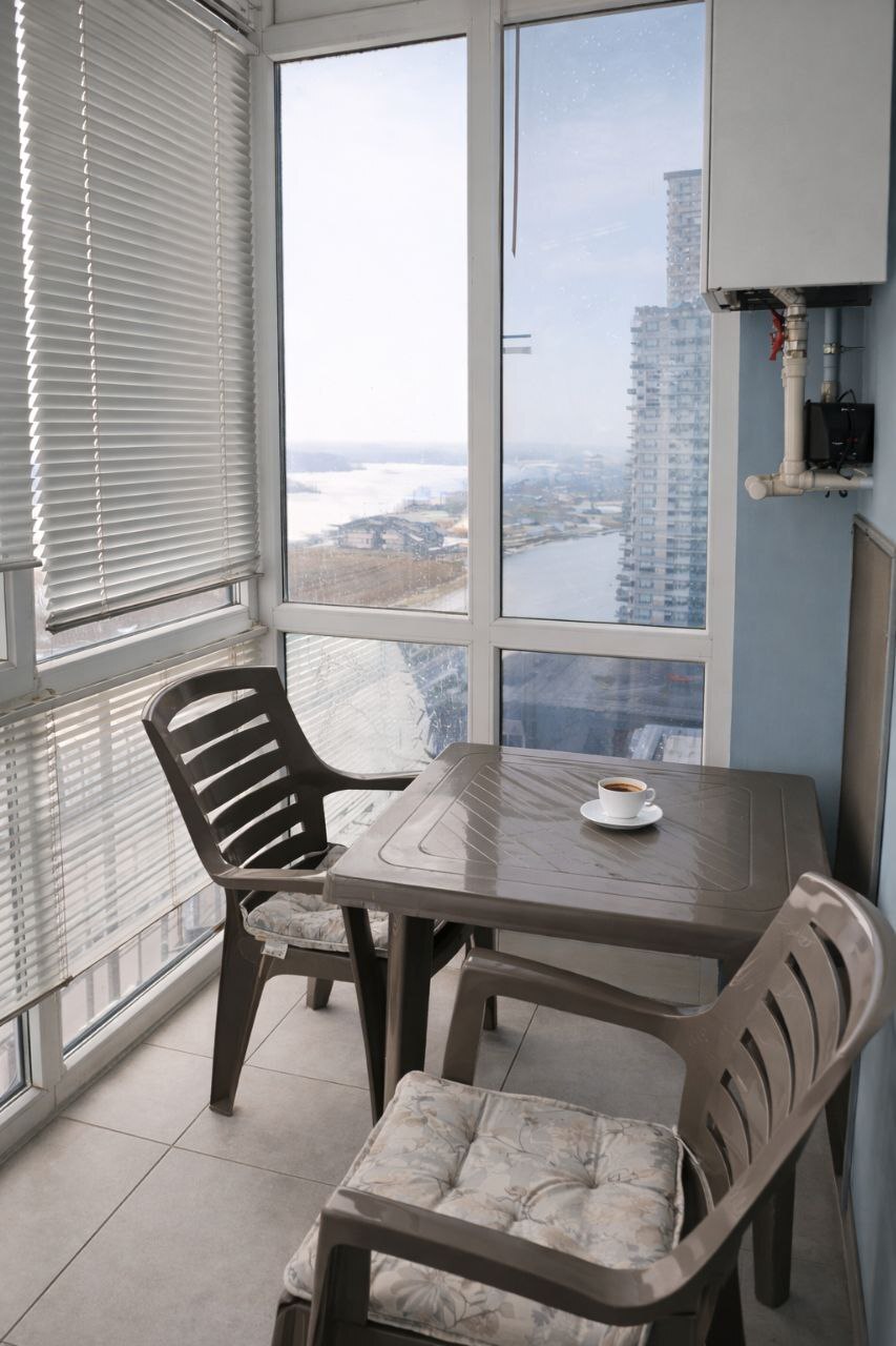 Продаж 2-кімнатної квартири 89 м², Набережна Перемоги вул., 42