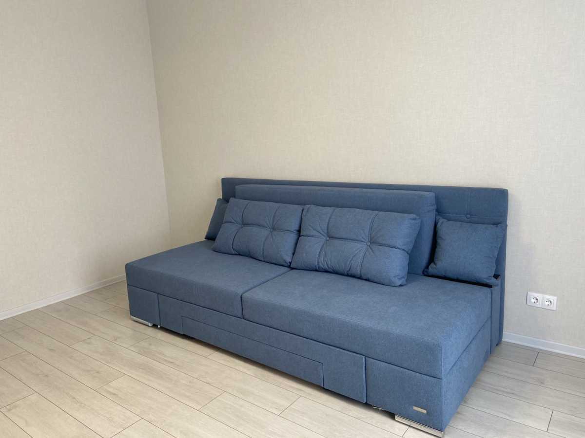 Продаж 1-кімнатної квартири 49 м², Краківська вул., 27