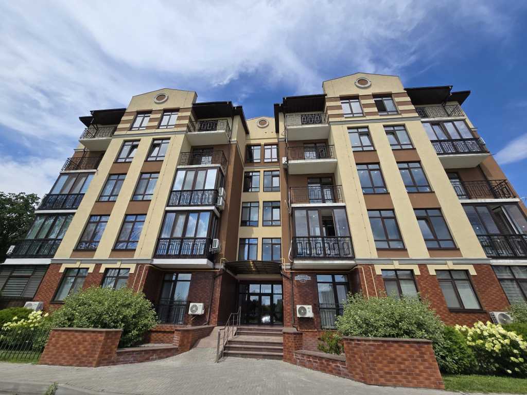 Продаж 1-кімнатної квартири 44 м², Метрологічна вул., 52