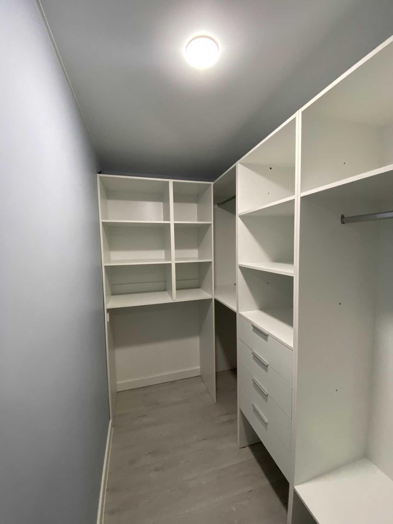 Продаж 1-кімнатної квартири 43 м², Надії Олексеєнко вул.