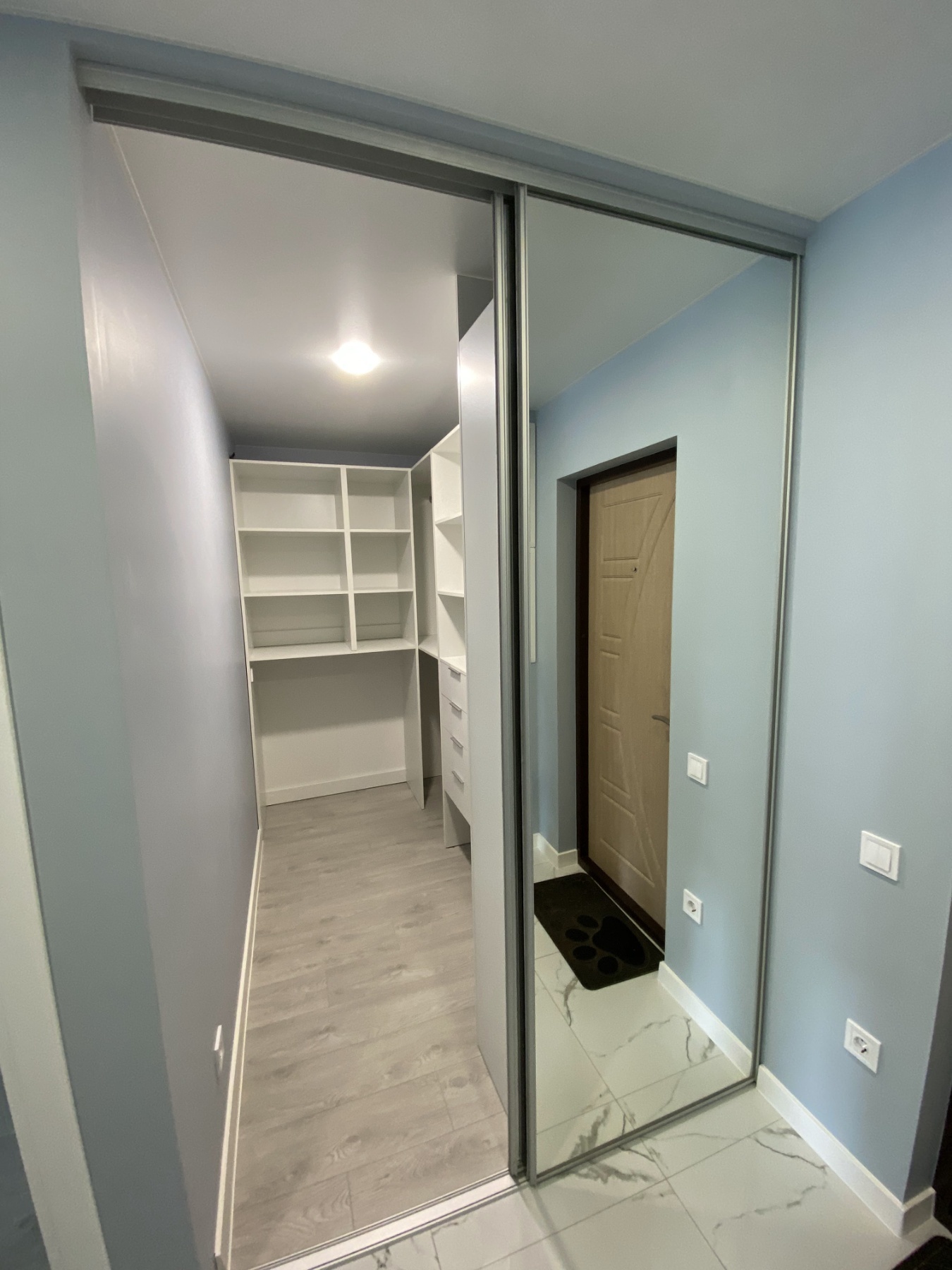 Продаж 1-кімнатної квартири 43 м², Надії Олексеєнко вул.