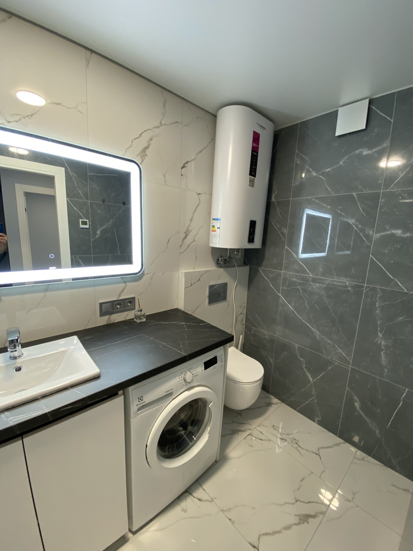 Продаж 1-кімнатної квартири 43 м², Надії Олексеєнко вул.