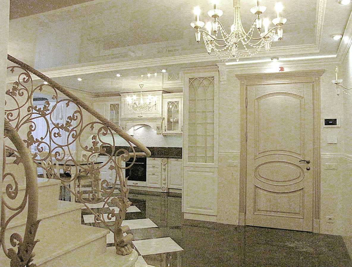 Продаж 4-кімнатної квартири 166 м², Боголюбова вул., 16