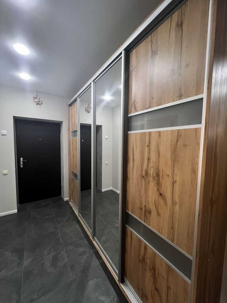 Продаж 2-кімнатної квартири 61 м², Героїв Небесної Сотні просп., 26/14