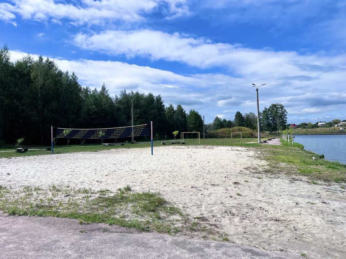 Продажа участка под индивидуальное жилое строительство 20 соток, Університетська 8