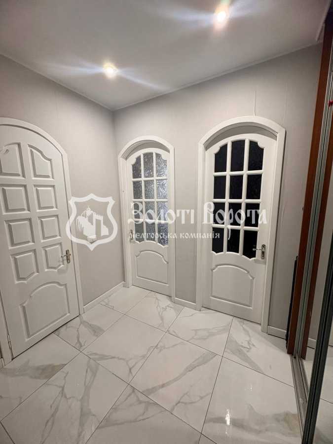 Продаж 1-кімнатної квартири 45 м², Харківське шосе, 188