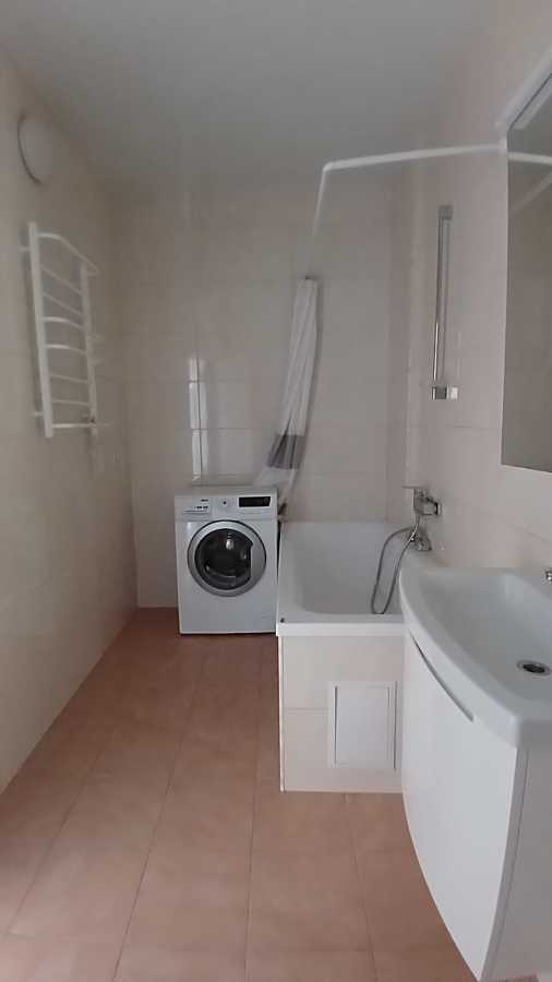 Продажа 2-комнатной квартиры 81.2 м², Берестейський, 131А