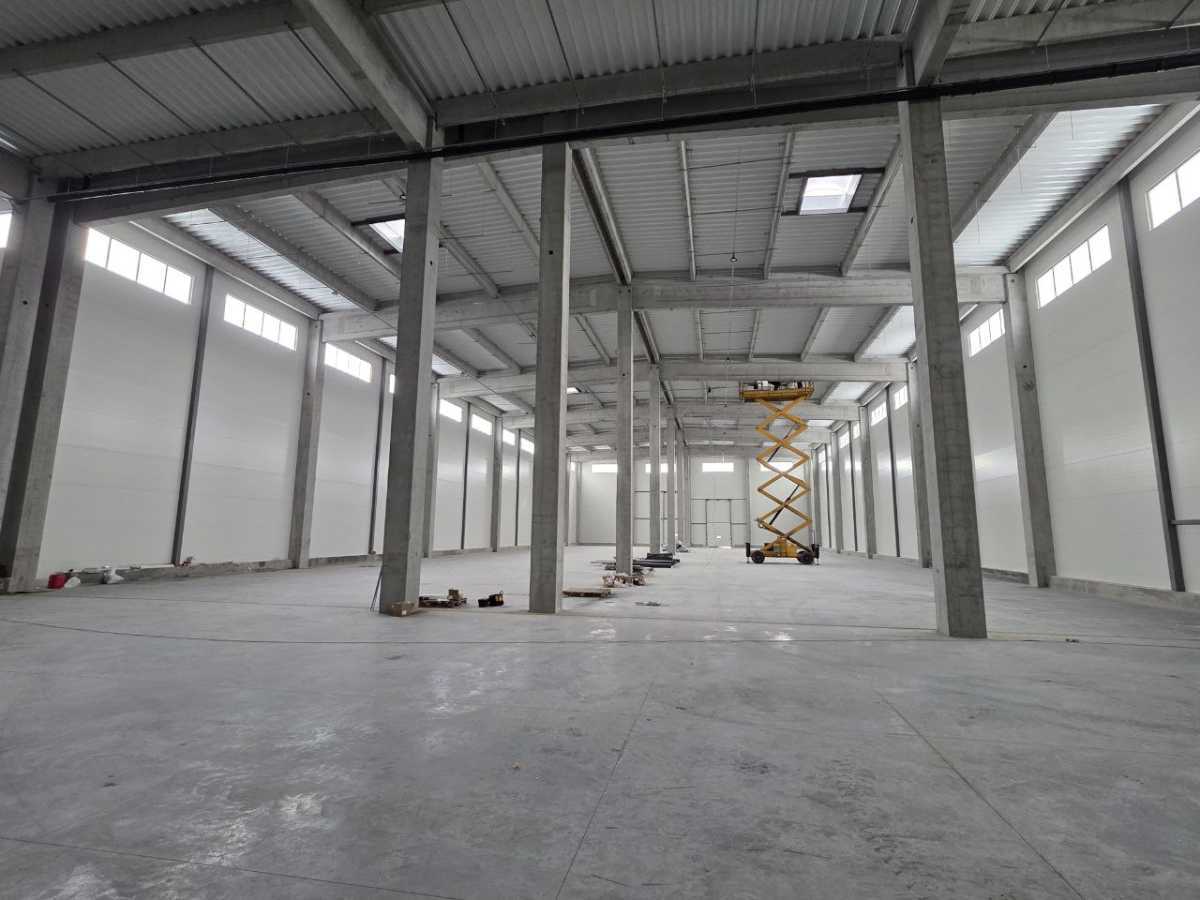 Аренда склада 6500 м², Новоконстантиновская ул.