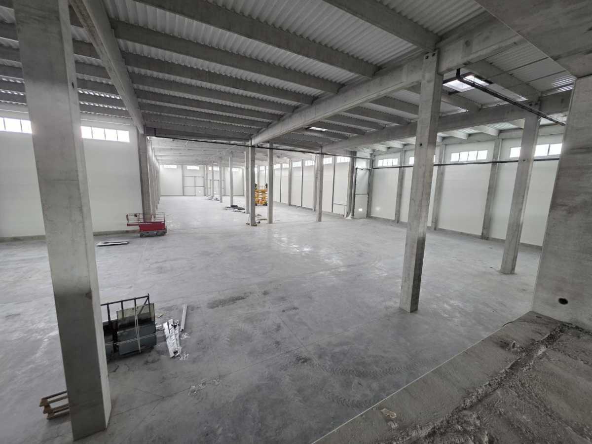 Аренда склада 6500 м², Новоконстантиновская ул.