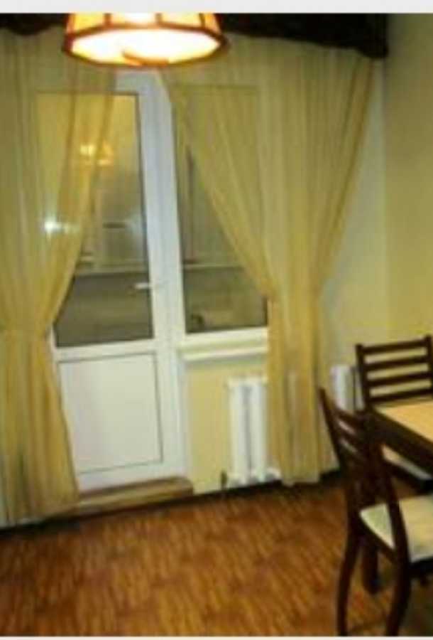 Продаж 1-кімнатної квартири 42 м², Милославська, 4